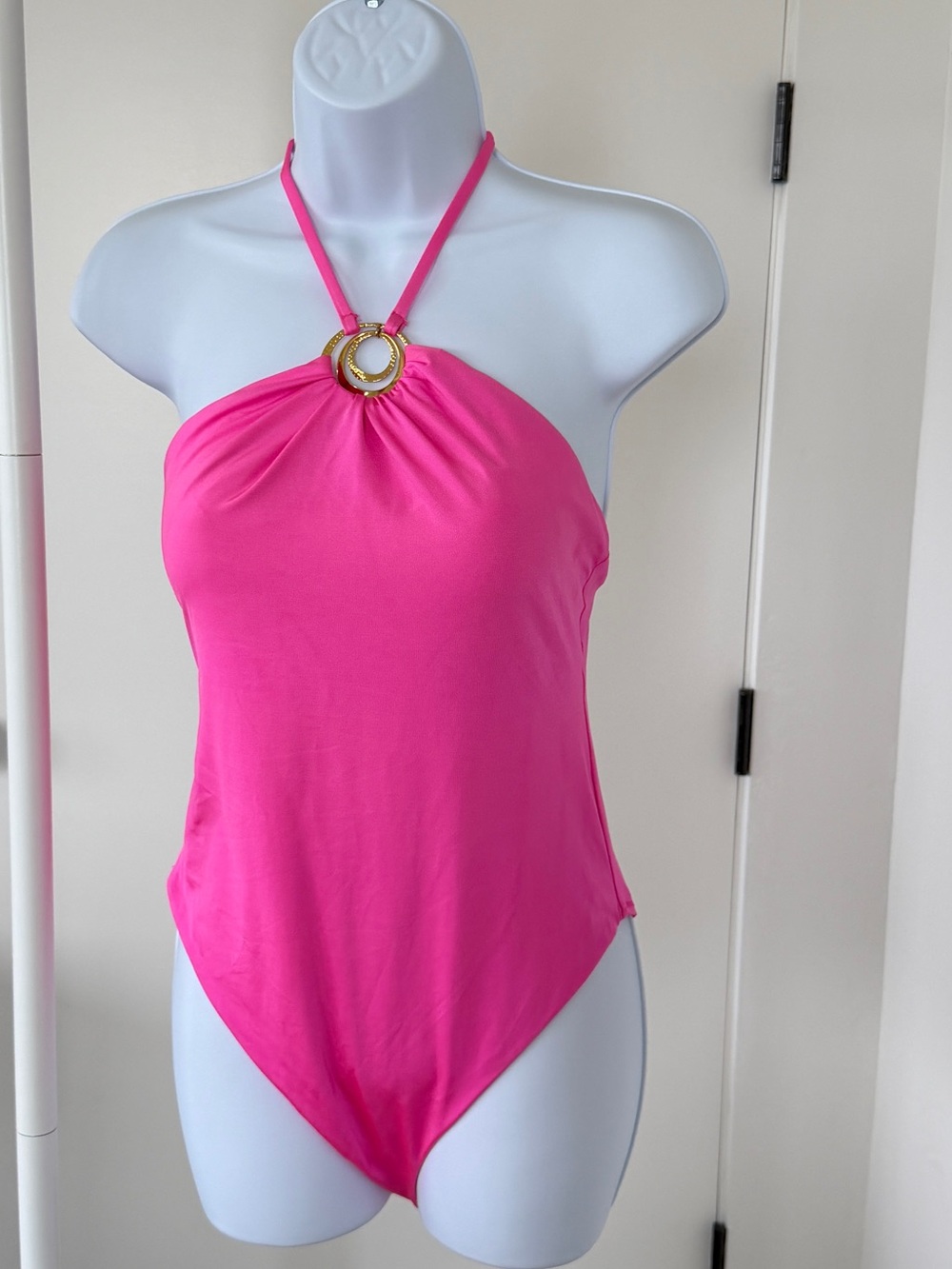 La Blanca Sunshine 79 pink One-Piece Swimsuit with Gold Accent
